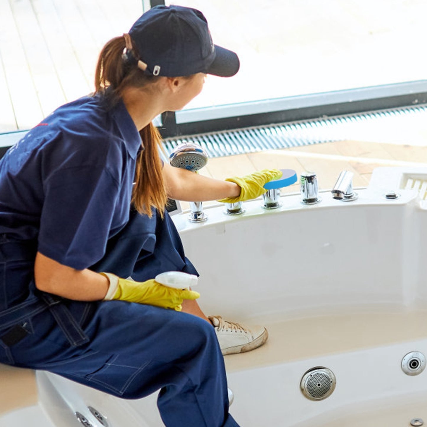 SpinClean™ Electric Scrubber
